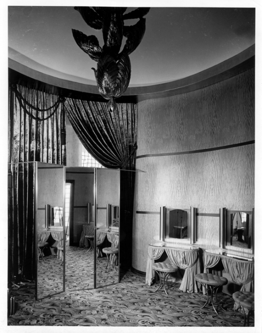 Academy Theater Ladies Room - Julius Shulman, 1939 - UCLA Library Special Collections original photo in the Getty Museum